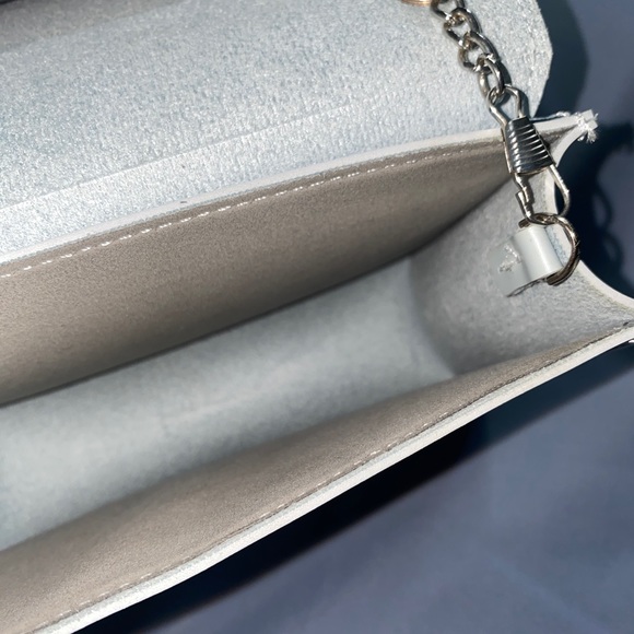 Miniso Japan Pastel Blue Mini Purse Bag with Silver Hardware and Magnetic Clasp - Picture 5 of 7